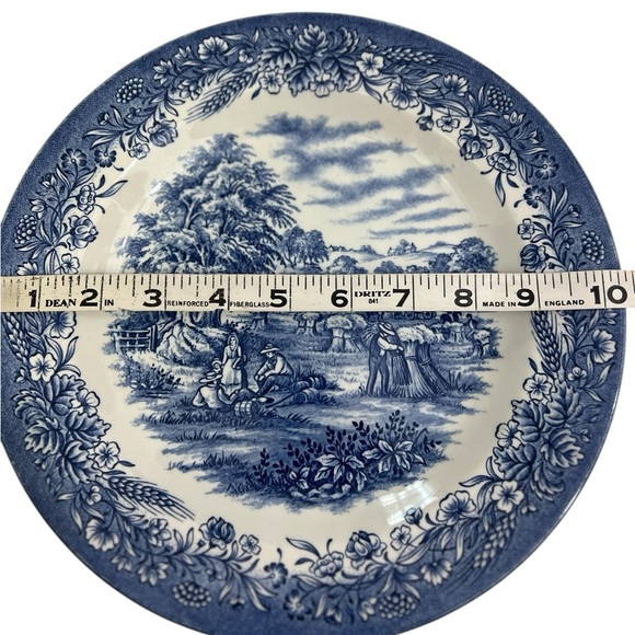 3 Currier and Ives "Harvest" Churchill Dinner Plates 10.25" Blue White England - Picture 3 of 8